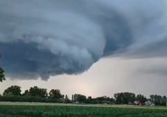 Oluje paralisale veći dio Hrvatske, meteoalarmi zvone na sve strane