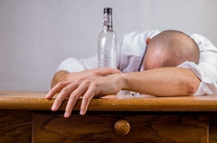 PIJAN - BEZ KAPI ALKOHOLA: Ljekari otkrili neobičan sindrom