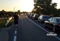 USPOSTAVLJEN SAOBRAĆAJ Motociklista teško povrijeđen u Ravnom Polju kod Ugljevika