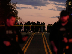 Podlegao povredama pripadnik Nacionalne garde ranjen blizu Bijele kuće