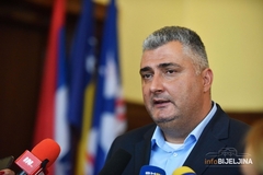 Milovanović iskritikovao direktora "Vodovoda": "Pucaju cijevi, prečistač ne radi, a on nije kriv"
