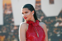 Senzacionalna Adrijana Lima zaštitno lice Rijanine kampanje