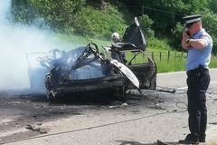 Nakon sudara eksplodirala plinska boca, auto potpuno izgorio, ima povrijeđenih