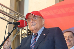 Rudi Đulijani u bolnici, imao udes