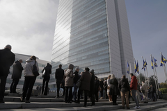 Apsurd u BiH institucijama: Sistematizacijom nedostaju hiljade radnika, a javna služba već preopterećena