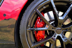 Da li Koka-Kolom možete stvarno očistiti felne automobila?