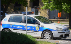 S puškom u ruci prošetao centrom Brčkog pa uhapšen VIDEO