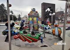 VAŠAR U CENTRU BIJELJINE Ringišpili stigli gdje im mjesto nije (FOTO)