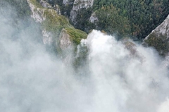 Teška borba sa vatrenom stihijom u kanjonu Hrčavke
