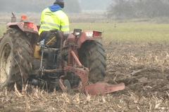 Lopare daju u zakup svoje parcele poljoprivrednicima: Moguće ih dobiti i besplatno, uz samo jedan uslov (FOTO)