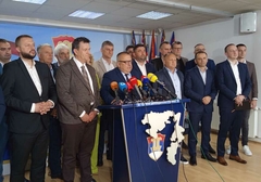 Ovo su nosioci svih kandidatskih lista SDS za opšte izbore, na spisku i aktuelni poslanik iz Bijeljine