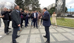 Banjalučki novinari bojkotuju sjednicu Narodne Skupštine Srpske (FOTO)