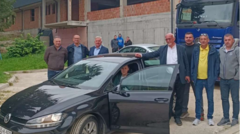 Privrednici iz Gruda ženi koja je spasavala ljude u poplavama KUPILI NOVI AUTOMOBIL