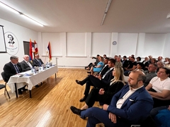 U Beču promovisana knjiga Sredoja Novića "od Detlaka do Ist Rivera"