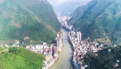 Žaotong je NAJUŽI GRAD NA SVIJETU: Okružen je strmim planinskim liticama, a komšije dijeli samo rijeka