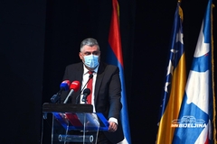 Milovanović odgovorio Petroviću: Gradonačelniče, ponovo pišete bajke, smijete li na poligraf ili ne?