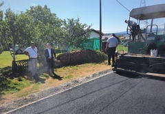 Opština Ugljevik za novi asfalt u izbjegličkom naselju izdvojila 50.000 KM