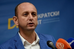 Knežević: Potpisao bih povlačenje priznanja samoproglašenog Kosova