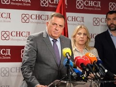 Dodik: BiH ne može funkcionisati s bonskim ovlašćenjima