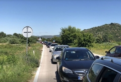 Krenulo se na more: Pojačan promet na ulazu u Hrvatsku iz BiH, kolone na pojedinim graničnim prelazima
