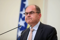 Pojavljivanje Šmita kao svjedoka bio bi ključni momenat u postupku protiv Dodika