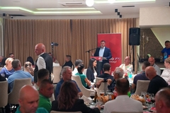 Socijalisti održali tribinu u Patkovači: Nastavljamo da radimo i gradimo, složno za Srpsku (FOTO, VIDEO)
