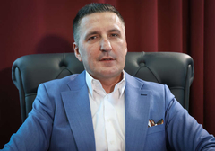 Elek isprozivao direktora "Pošta Srpske", pa dobio lavinu žestokih odgovora