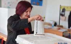 Za koje su se slogane odlučile političke partije