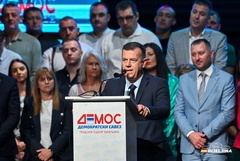Dakić na centralnoj tribini DEMOS-a u Bijeljini: Naša kampanja pokazala da smo sačuvali povjerenje građana