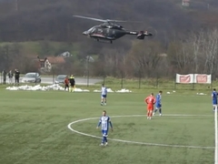 Helikopter prekinuo fudbalski meč u Srpskoj