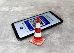 Francuski hakeri napravili 54.000 lažnih kovid propusnica