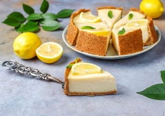 LJETNI DESERT BEZ BRAŠNA Jogurt kolač sa limunom je pjenast, nježan i topi se u ustima