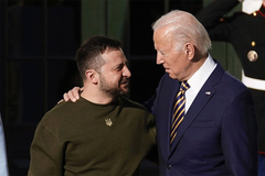 Šta je Bajden rekao Zelenskom u telefonskom razgovoru nakon pada Avdejevke