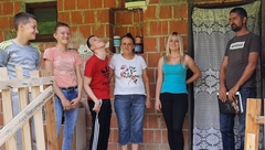 OBRADOVIĆIMA KUPUJU NOVU KUĆU: Pomoć žrtvama porodičnog nasilja iz Modriče, Ruža i djeca još strepe od Blagoja