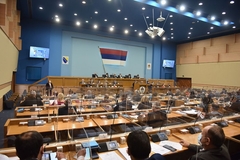 Usvojen Zakon o zaštiti i očuvanju ćirilice