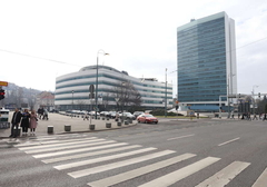 Političari troše velike pare na ALKOHOL, a sve pravdaju održavanjem poslovnih kontakata