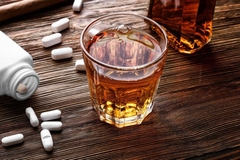 Da li smijete piti alkohol dok pijete antibiotike? Evo šta kažu ljekari