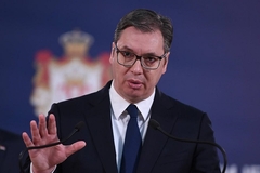 Vučić: U ponedjeljak radni sastanak o fabrici za vakcine, u opticaju pet lokacija