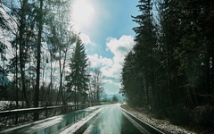 Poledica u višim predjelima i preko prevoja