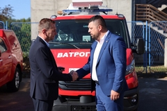 Nastavljeno opremanje vatrogasaca u Ugljeviku: 220.000 KM za novo specijalizovano vozilo