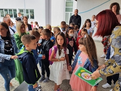 Ugljevik: Načelnik Perić čestitao početak školske godine, nastavu pohađa 1.493 učenika 