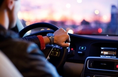 Čudna pravila u saobraćaju: Ne smijete voziti prljav automobil, nema vožnje po makadamu