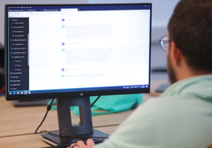 Meta najavila inovaciju: Od septembra stižu četbotovi koji će diskutovati sa korisnicima