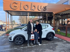 Vladanka iz Zvornika osvojila Dacia Sandero Stepway na Semberskom sajmu mesa: “Presrećna sam”