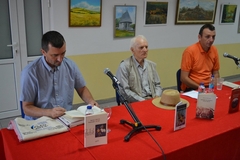Slobodan Jović i Dragan Marković na književnoj večeri u Loparama: Poezija koja vraća Majevicu prirodi