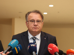 Nikšić odlazi sa političke scene