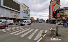 Radno vrijeme danas: Evo do kad rade PRODAVNICE I TRŽNI CENTRI