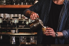 Radije bez posla nego za platu? Nezaposleni u Srpskoj odbijaju konobarisanje, pekarstvo i rad u vrtiću