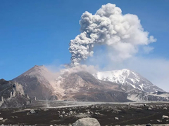 Eruptirao vulkan Šiveluč, izbacio pepeo na visinu od 11,5 kilometara
