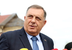 Dodik ističe da se Rusija bori za svoj suverenitet "Srpska nikada neće pristati da bude dio opšteg haosa"